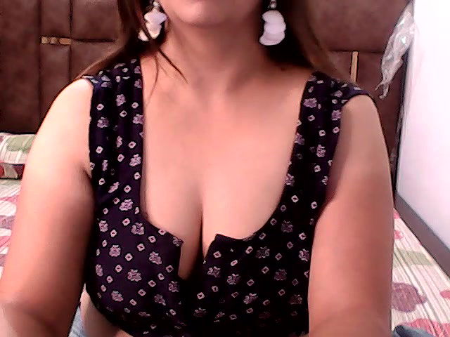 Stripchat-Public.Show-f-Kajal_G-2024.05.24.050841