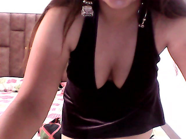 Stripchat-Public.Show-f-Kajal_G-2024.05.22.003108
