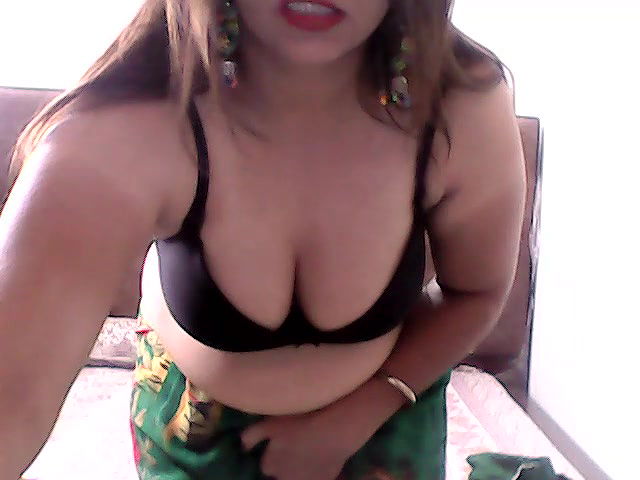 Stripchat-Public.Show-f-Kajal_G-2024.05.14.031638