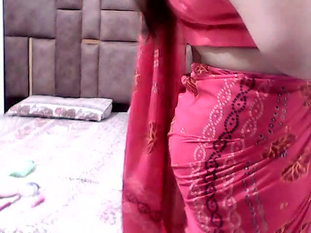 Stripchat-Public.Show-f-Kajal_G-2024.05.05.041739