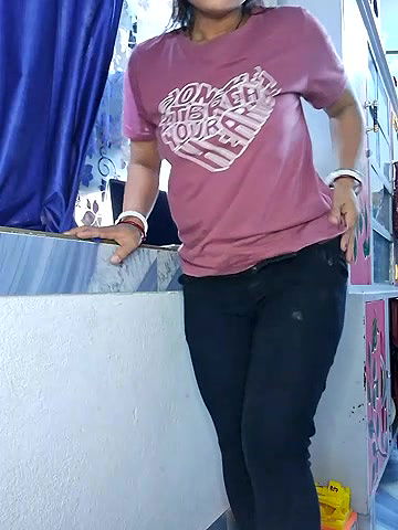 Stripchat-Public.Show-c-Ishikarana-2024.07.27.035700