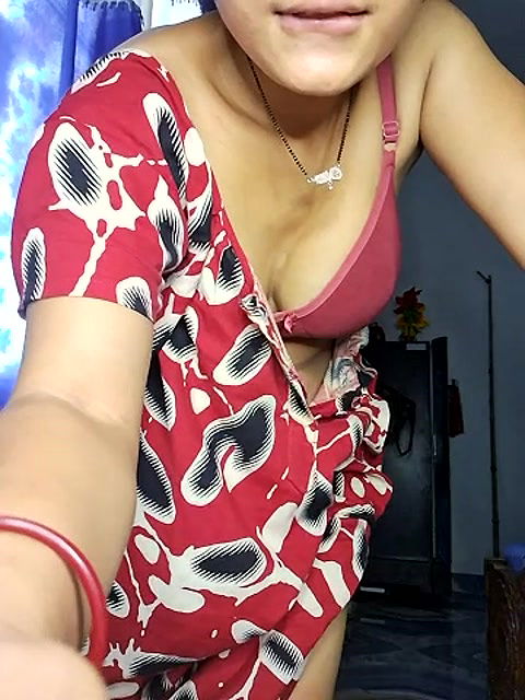 Stripchat-Public.Show-c-Ishikarana-2024.05.15.031334