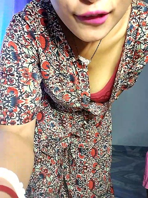 Stripchat-Public.Show-c-Ishikarana-2024.05.08.022252