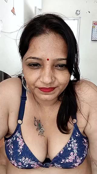 Stripchat-Public.Show-c-Hotgujjumodal19-2024.09.03.100701