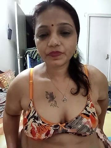 Stripchat-Public.Show-c-Hotgujjumodal19-2024.09.02.173103