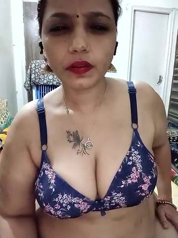 Stripchat-Public.Show-c-Hotgujjumodal19-2024.08.28.152126