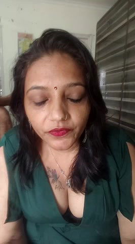Stripchat-Public.Show-c-Hotgujjumodal19-2024.08.05.102245