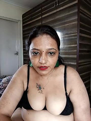 Stripchat-Public.Show-c-Hotgujjumodal19-2024.08.02.083043