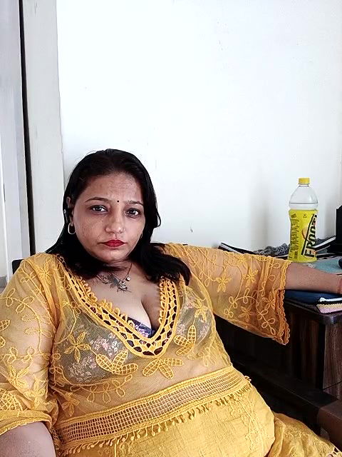 Stripchat-Public.Show-c-Hotgujjumodal19-2024.08.01.103011