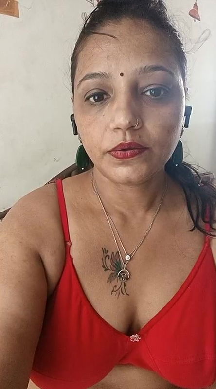 Stripchat-Public.Show-c-Hotgujjumodal19-2024.07.27.083957