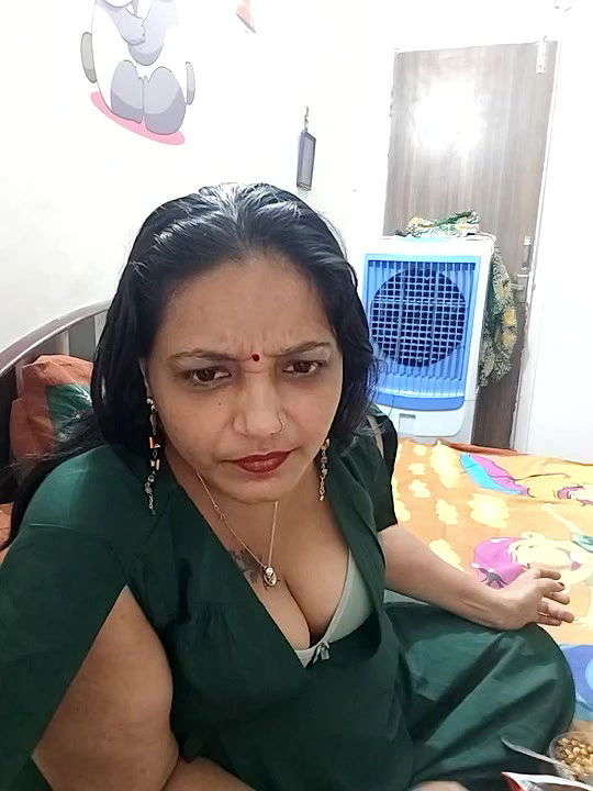 Stripchat-Public.Show-c-Hotgujjumodal19-2024.07.13.173336