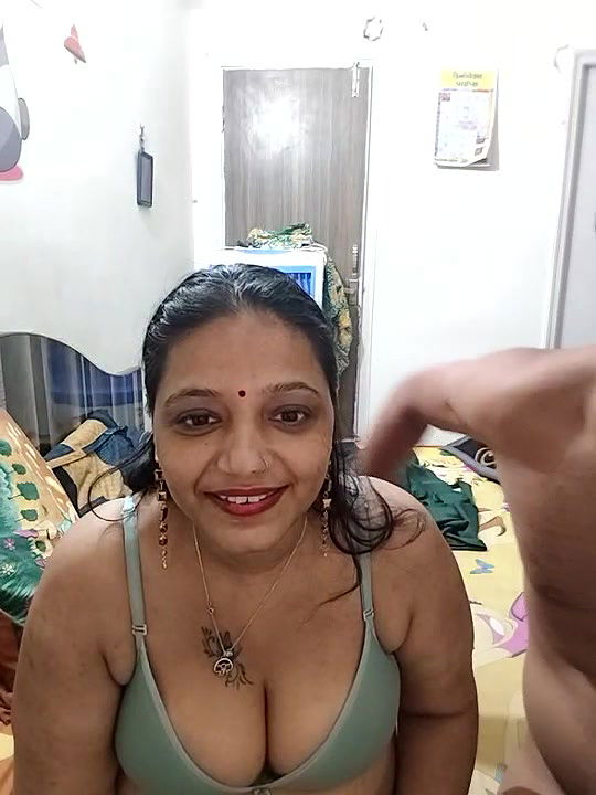 Stripchat-Public.Show-c-Hotgujjumodal19-2024.07.13.173336