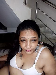Stripchat-Public.Show-c-Hotgujjumodal19-2024.06.29.172253