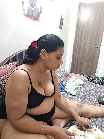 Stripchat-Public.Show-c-Hotgujjumodal19-2024.06.21.175831