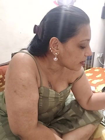 Stripchat-Public.Show-c-Hotgujjumodal19-2024.06.12.172548