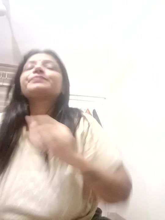 Stripchat-Public.Show-c-Hotgujjumodal19-2024.06.06.185049