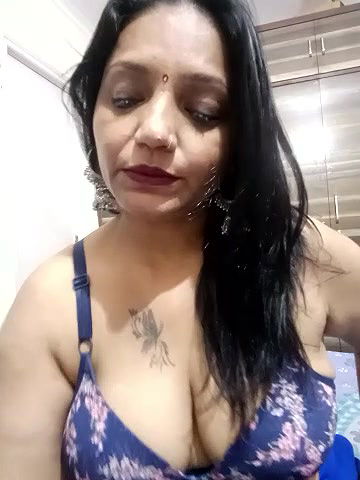 Stripchat-Public.Show-c-Hotgujjumodal19-2024.06.01.184134