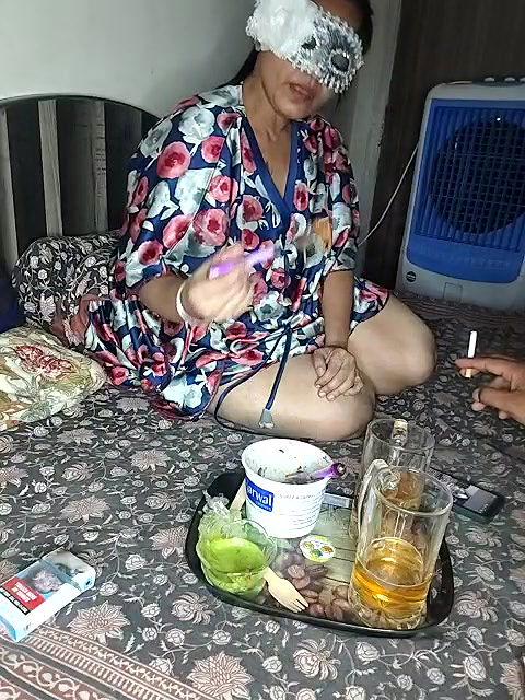 Stripchat-Public.Show-c-Hotgujjumodal19-2024.05.27.153638