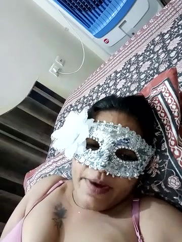 Stripchat-Public.Show-c-Hotgujjumodal19-2024.05.10.174934