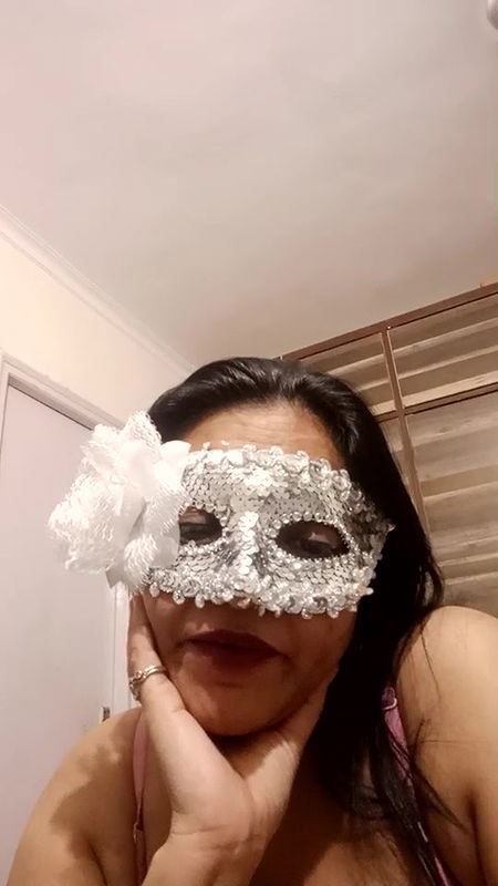 Stripchat-Public.Show-c-Hotgujjumodal19-2024.05.06.174652