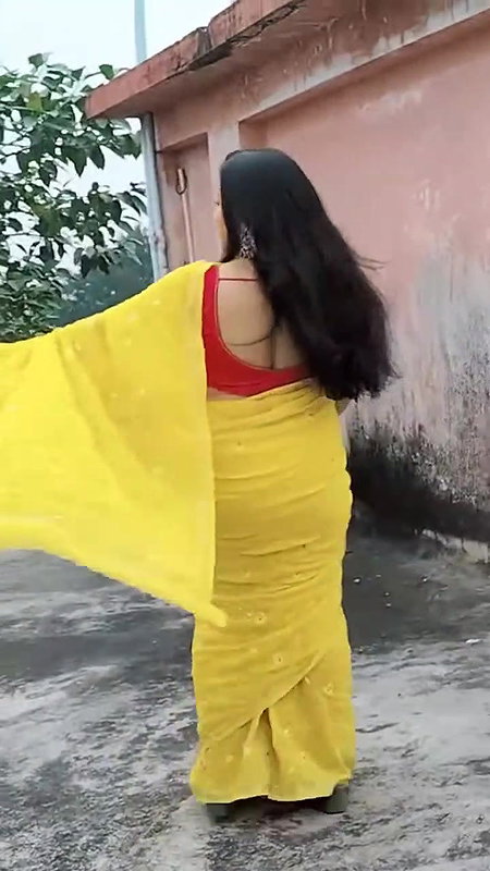 Bengali vlogger mou-3
