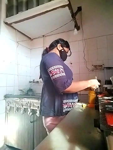 Stripchat-Public.Show-c-Amritanikhill-2024.03.05.040431