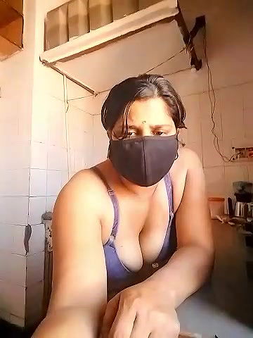 Stripchat-Public.Show-c-Amritanikhill-2024.03.04.101437