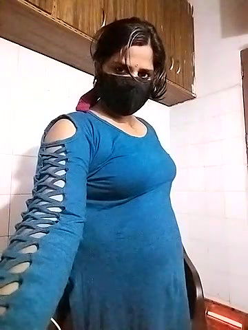 Stripchat-Public.Show-c-Amritanikhill-2024.03.03.133515