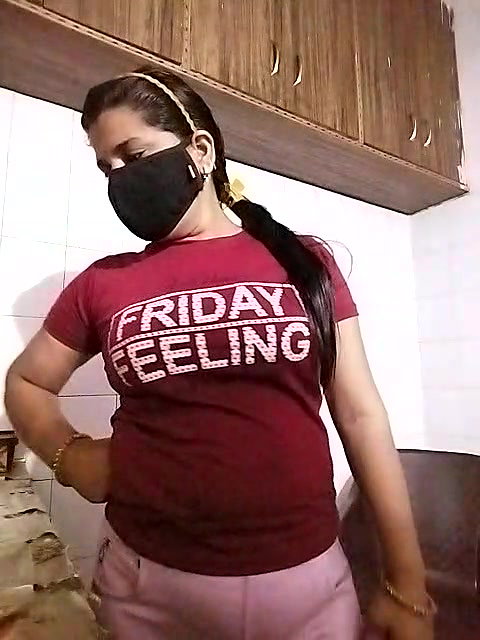 Stripchat-Public.Show-c-Amritanikhill-2024.03.02.013806