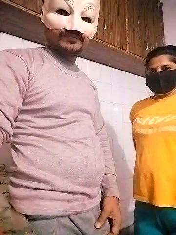 Stripchat-Public.Show-c-Amritanikhill-2024.01.05.025123