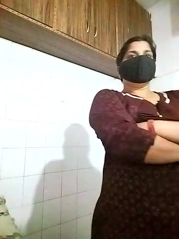 Stripchat-Public.Show-c-Amritanikhill-2024.01.04.052152