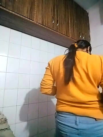 Stripchat-Public.Show-c-Amritanikhill-2024.01.03.032136