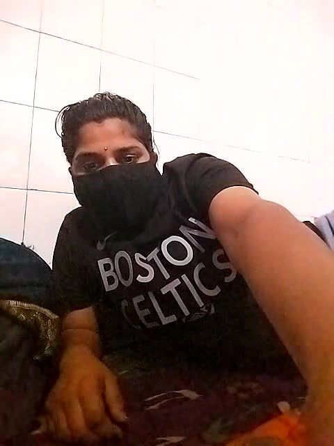 Stripchat-Public.Show-c-Amritanikhill-2024.01.02.061442