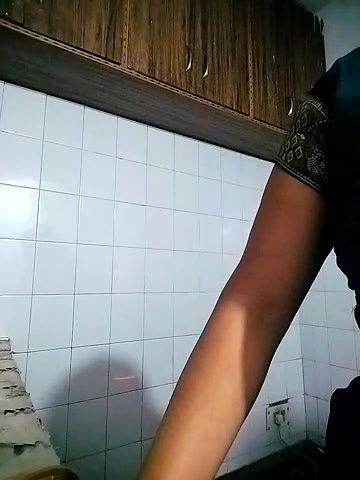 Stripchat-Public.Show-c-Amritanikhill-2024.01.01.015522