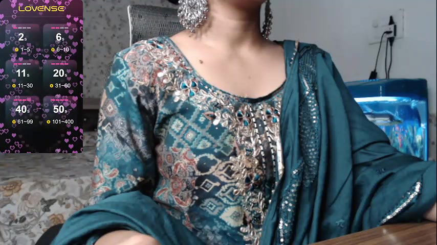 Stripchat-Public.Show-f-Miss_Sugar143-2024.08.19.050151