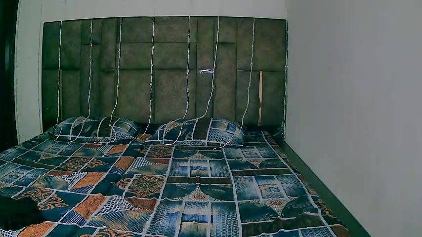 Stripchat-Public.Show-f-Kajal_G-2024.09.19.050347