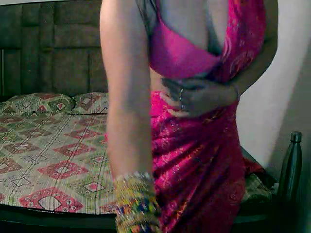 Stripchat-Public.Show-f-Kajal_G-2024.07.16.010713