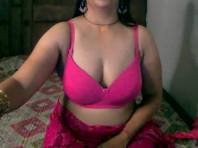 Stripchat-Public.Show-f-Kajal_G-2024.07.16.010713