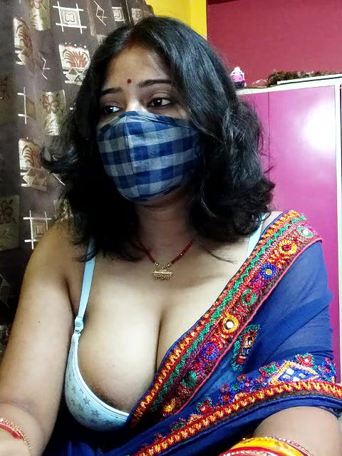 Stripchat-Public.Show-c-natasha_bhabhi-2024.07.31.175943