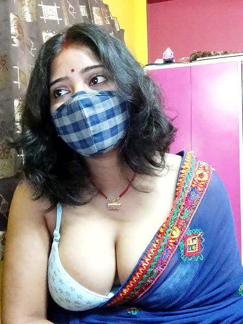 Stripchat-Public.Show-c-natasha_bhabhi-2024.07.31.175943