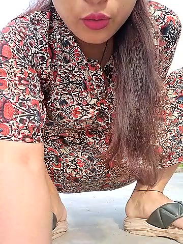 Stripchat-Public.Show-c-Ishikarana-2024.05.08.014355