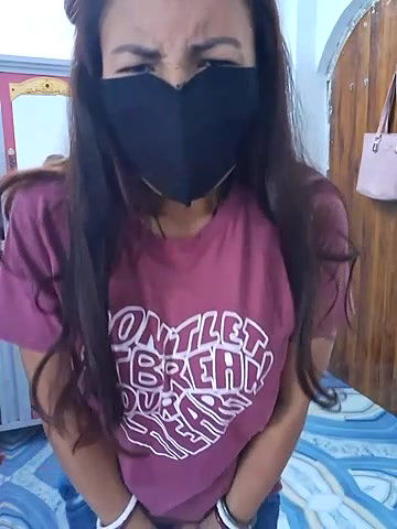 Stripchat-Public.Show-c-Ishikarana-2024.03.17.045648