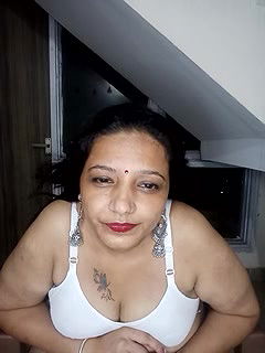 Stripchat-Public.Show-c-Hotgujjumodal19-2024.06.29.184035