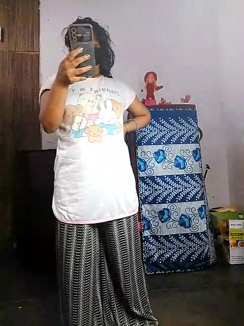 Stripchat-Public.Show-c-Amritanikhill-2024.09.11.025045