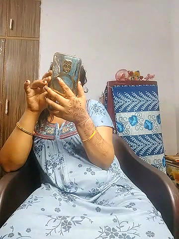 Stripchat-Public.Show-c-Amritanikhill-2024.08.30.041256