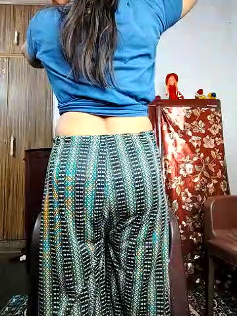 Stripchat-Public.Show-c-Amritanikhill-2024.08.16.040803