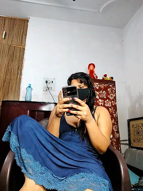 Stripchat-Public.Show-c-Amritanikhill-2024.08.13.053934