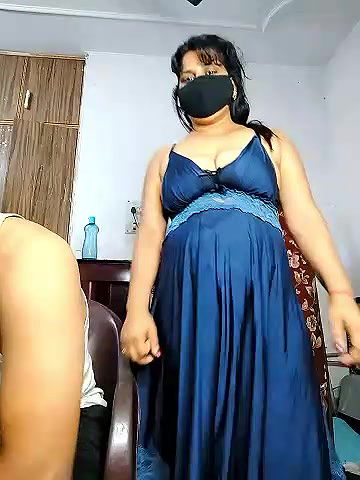 Stripchat-Public.Show-c-Amritanikhill-2024.08.13.041213