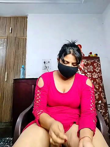 Stripchat-Public.Show-c-Amritanikhill-2024.08.13.033259