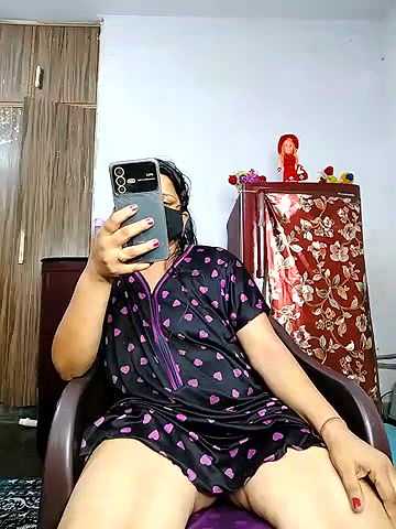 Stripchat-Public.Show-c-Amritanikhill-2024.08.11.072349